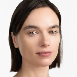 Sanzi Beauty Sample: Serum Foundation - 01 light neutral cool