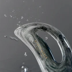 Natalie Maria Scandinavian - Mne GuaSha - Hndlavet design - Sort 