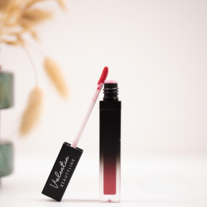 Valentine Beautyline - Long Lasting Lipstick - 01 Cherry