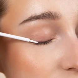 Sanzi Beauty Eyelash Growth Serum - With Sanzi Growth Complex�